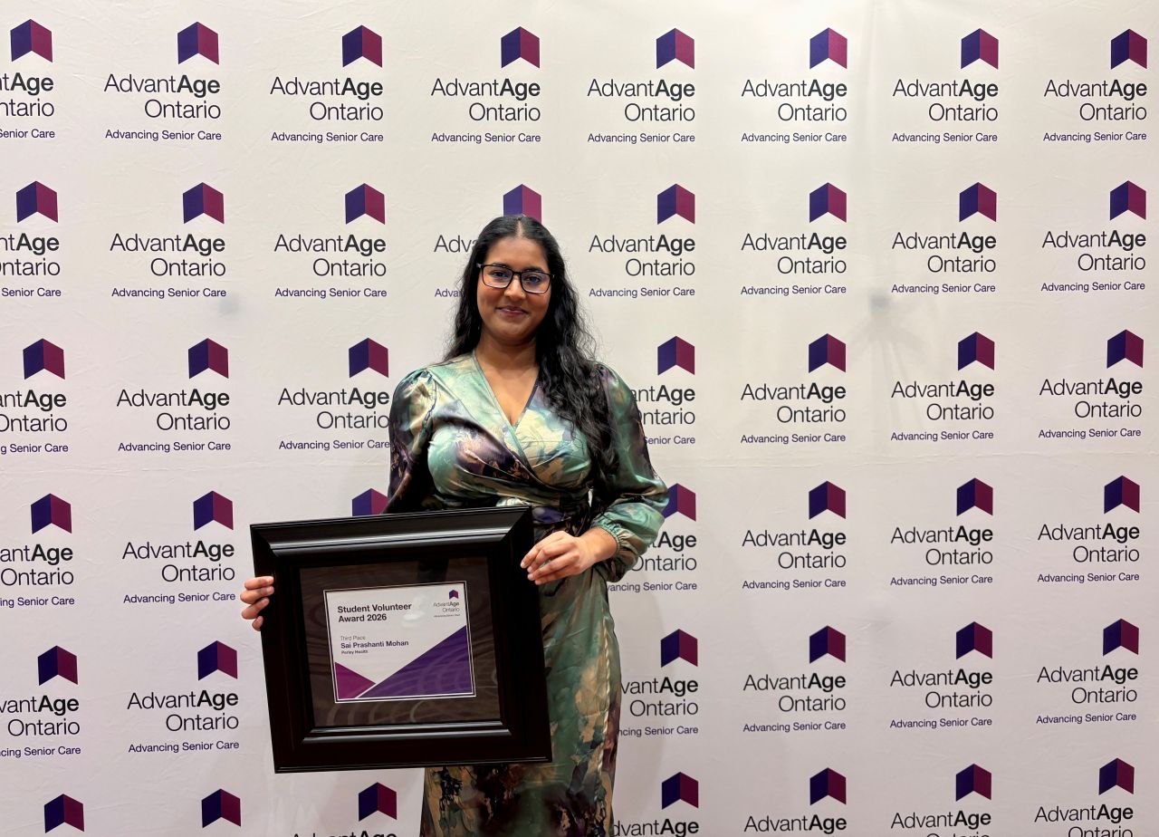 student-volunteer-award-from-advantage-ontario